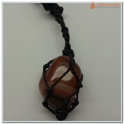 Cordão Preto com Pingente Pedra Rolada Ágata de Fogo