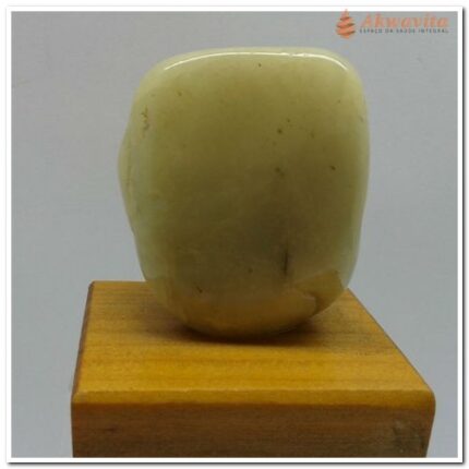 Pedra Quartzo Verde Cura Coragem Otimismo Rolada Base Madeira