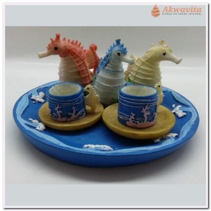 Mini Jogo Xícara com Miniatura de Cavalos Marinhos em Resina